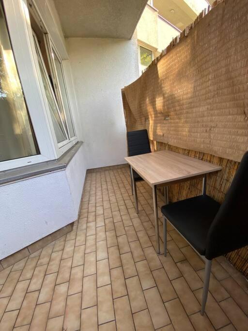 Apartment With Balcony Berlín Exterior foto